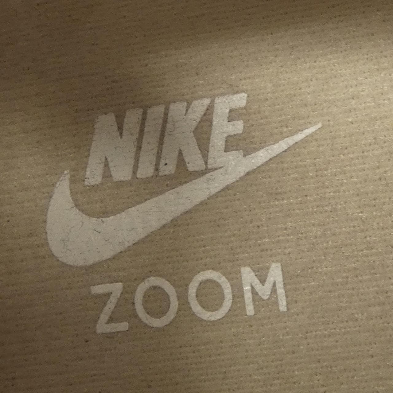ナイキ NIKE 472329 200 スニーカー