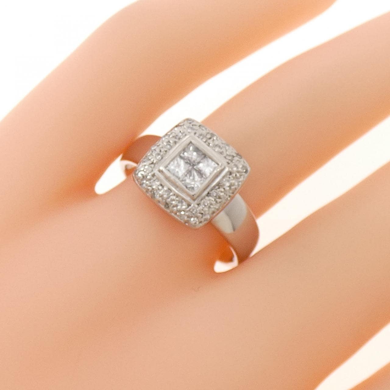 K18WG ダイヤモンド リング 0.46CT