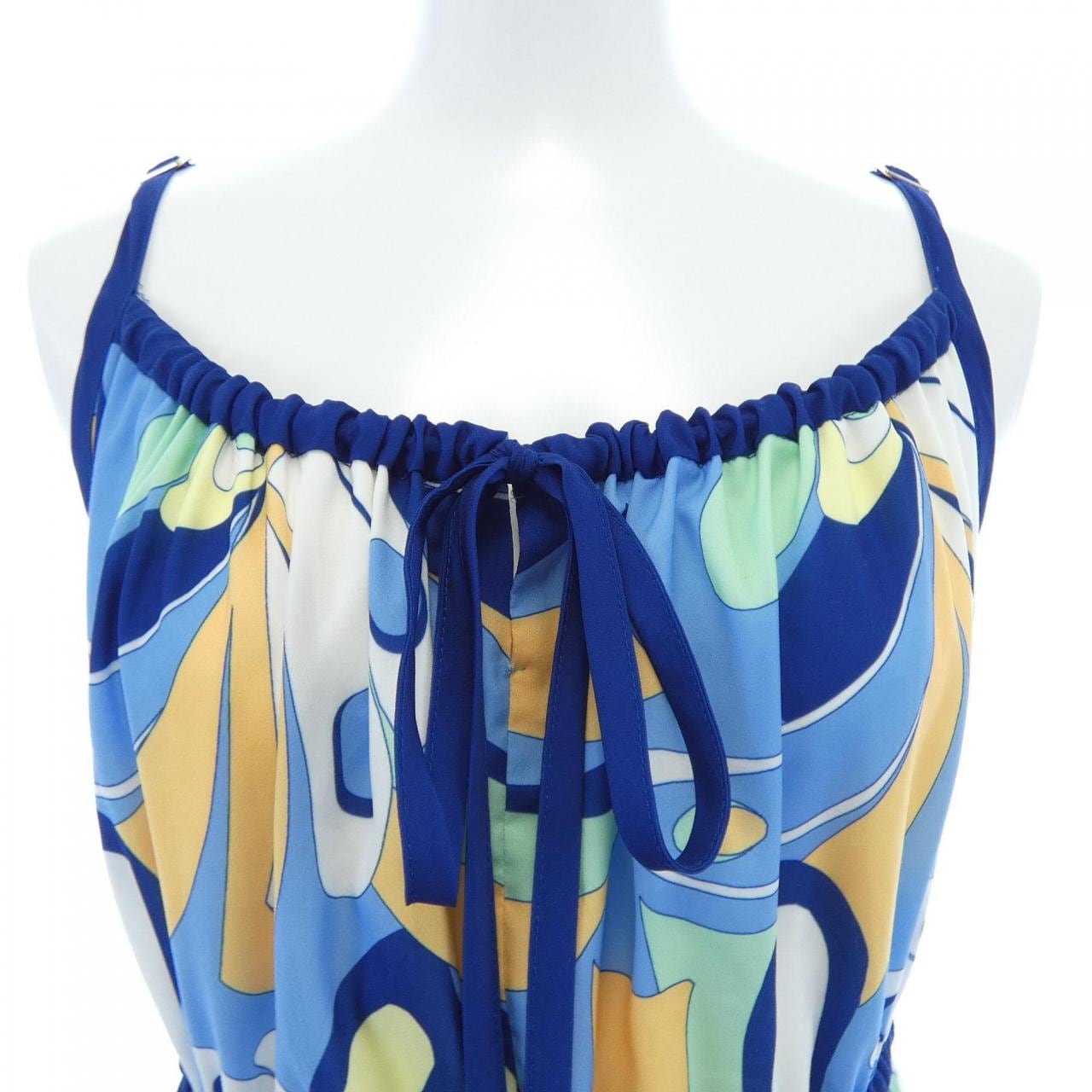 グレースコンチネンタル GRACE CONTINENTAL 31090-00 ワンピース