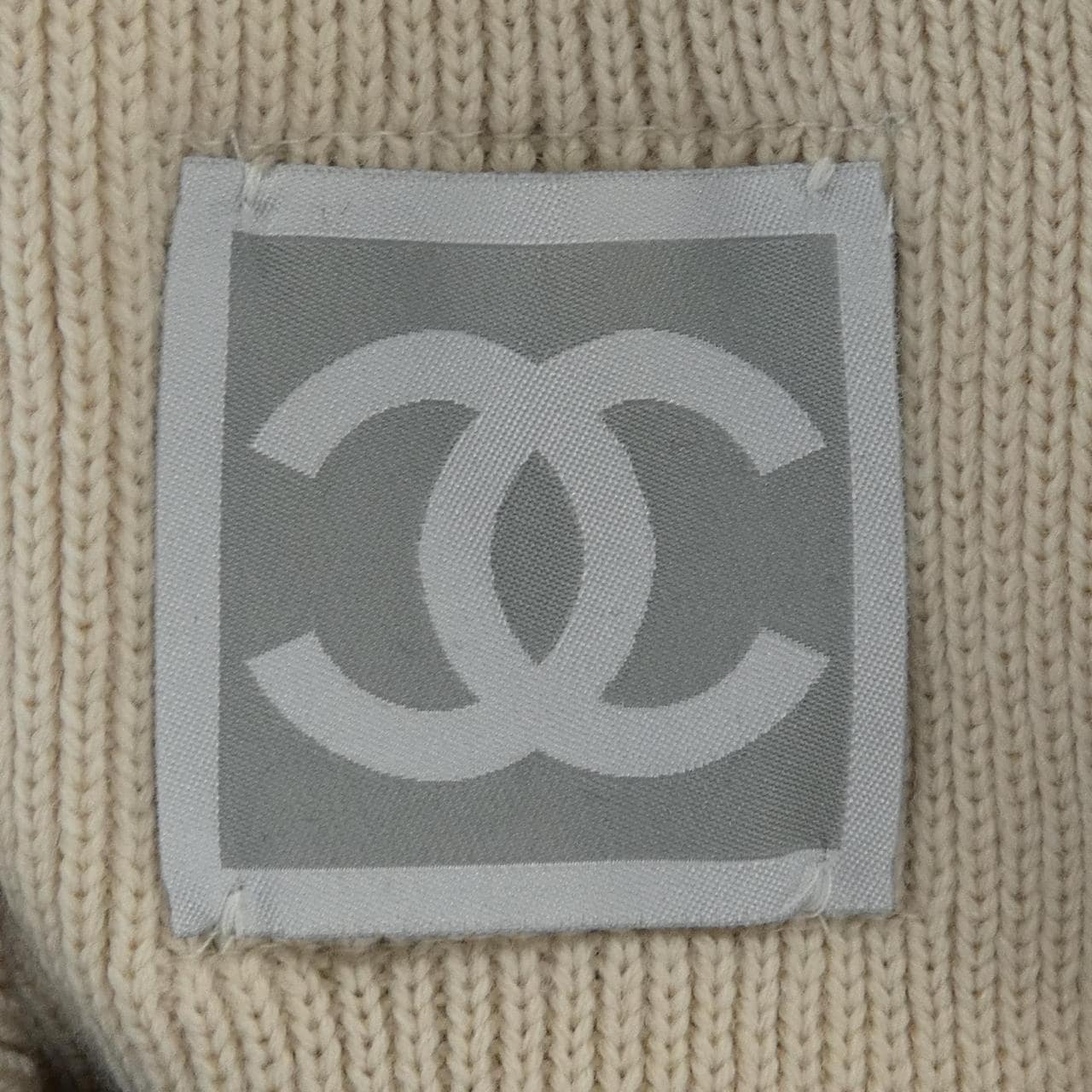 シャネル CHANEL P21812V01383 カーディガン