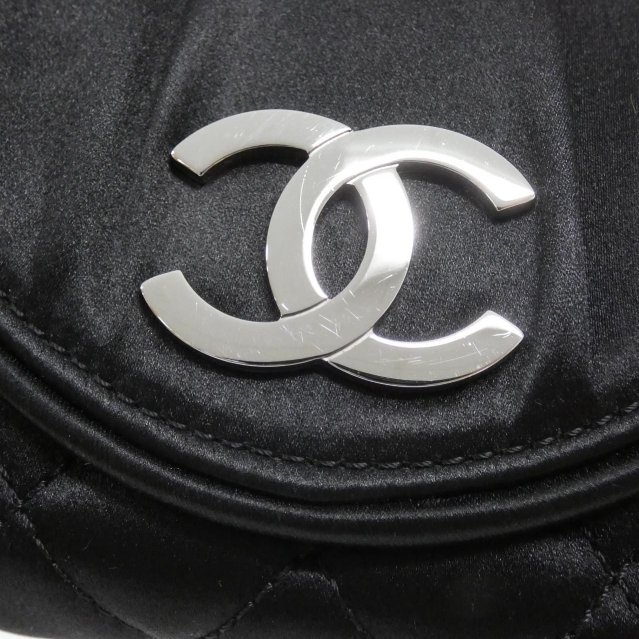 シャネル バッグ