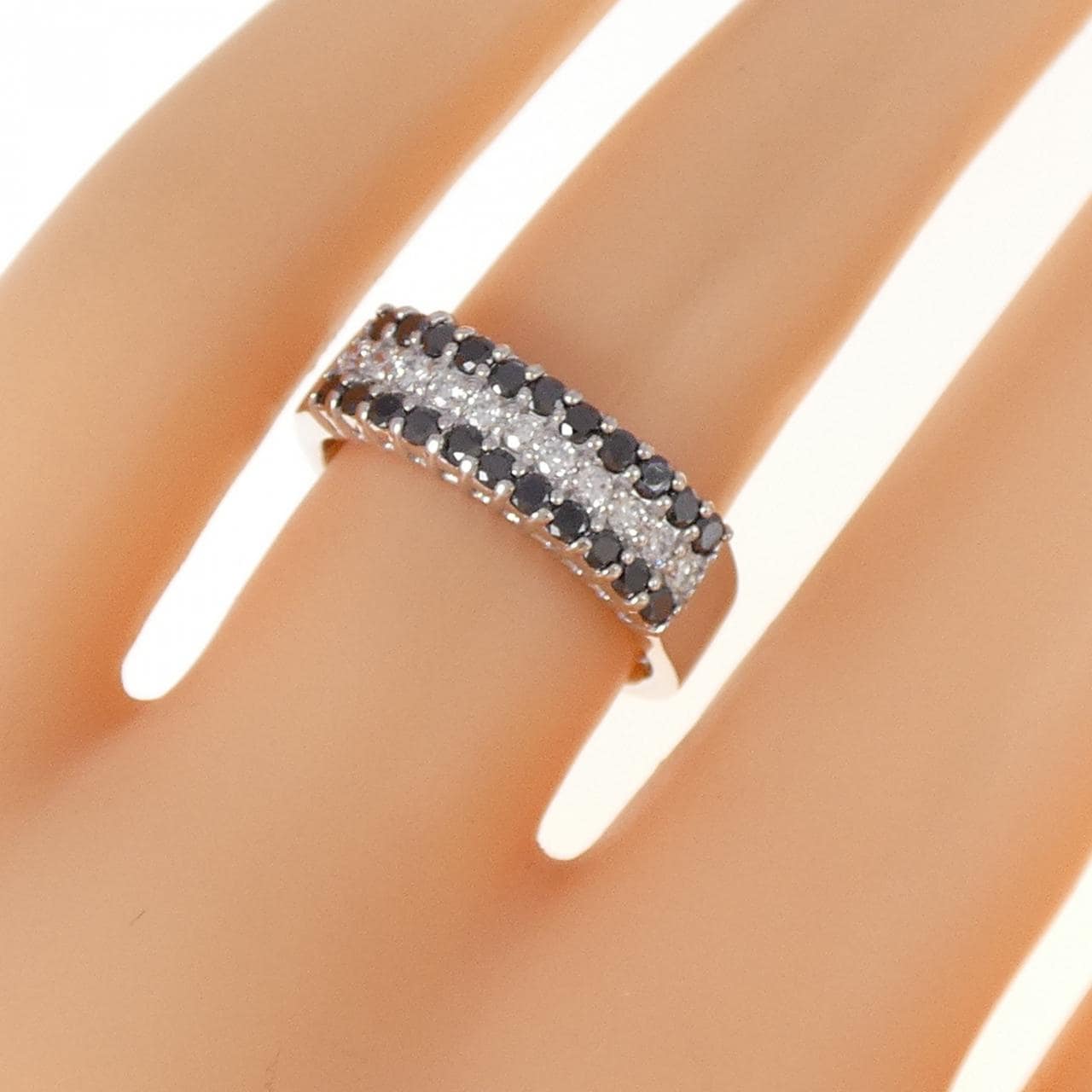 K18WG ダイヤモンド リング 0.41CT
