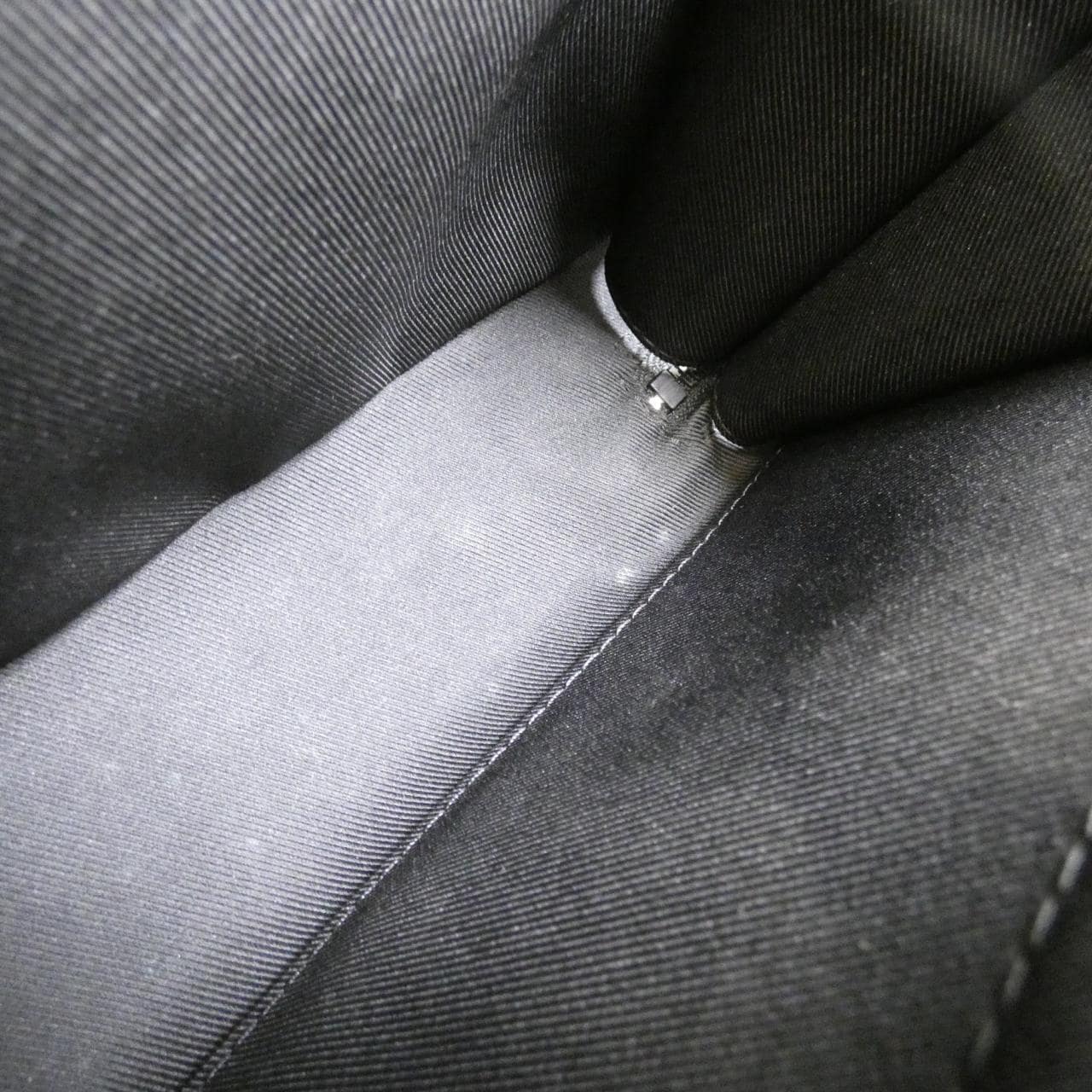 LOUIS VUITTON Monogram Macassar Handle Soft Trunk M45935 单肩包