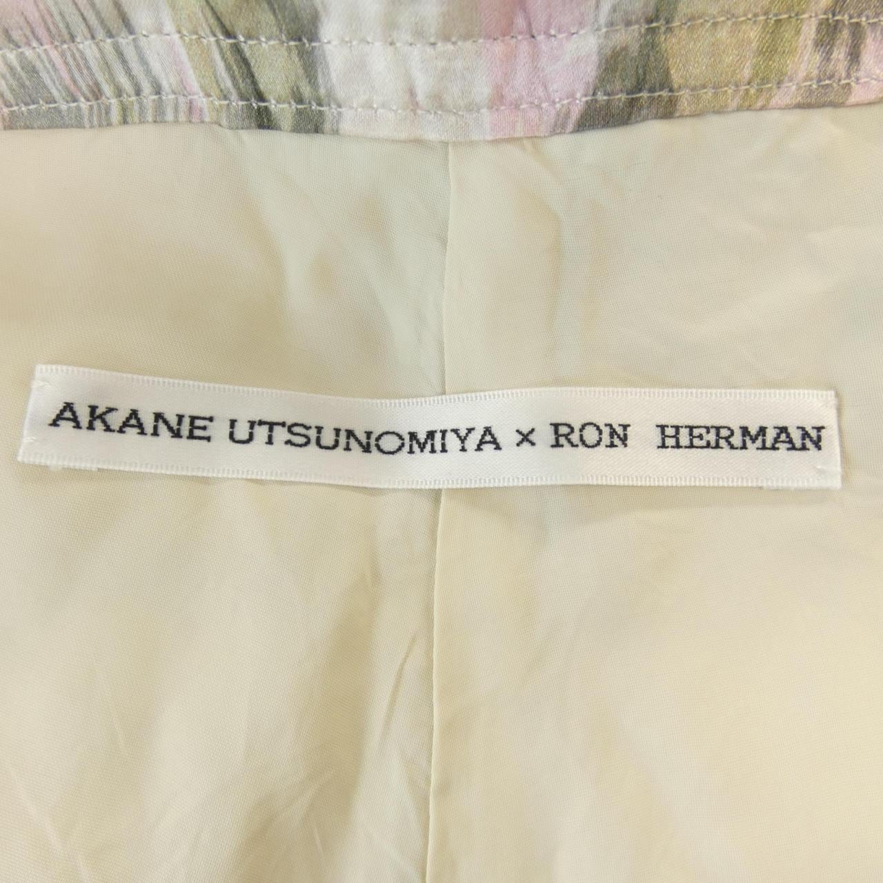アカネウツノミヤ AKANE UTSUNOMIYA パンツ