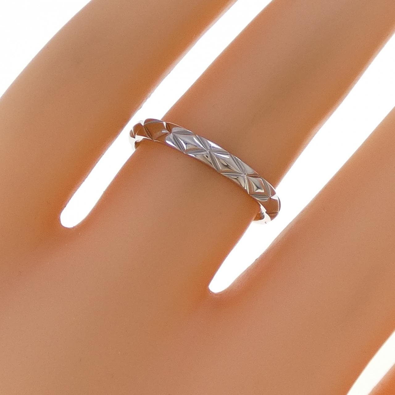 CHANEL菱格纹戒指