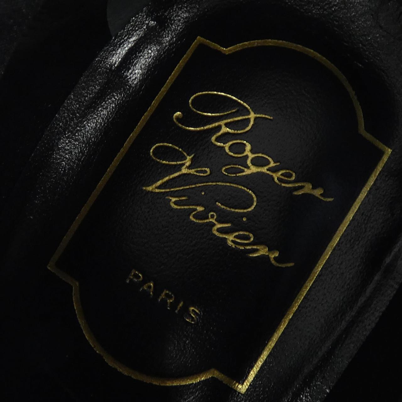 ロジェヴィヴィエ ROGER VIVIER ブーツ