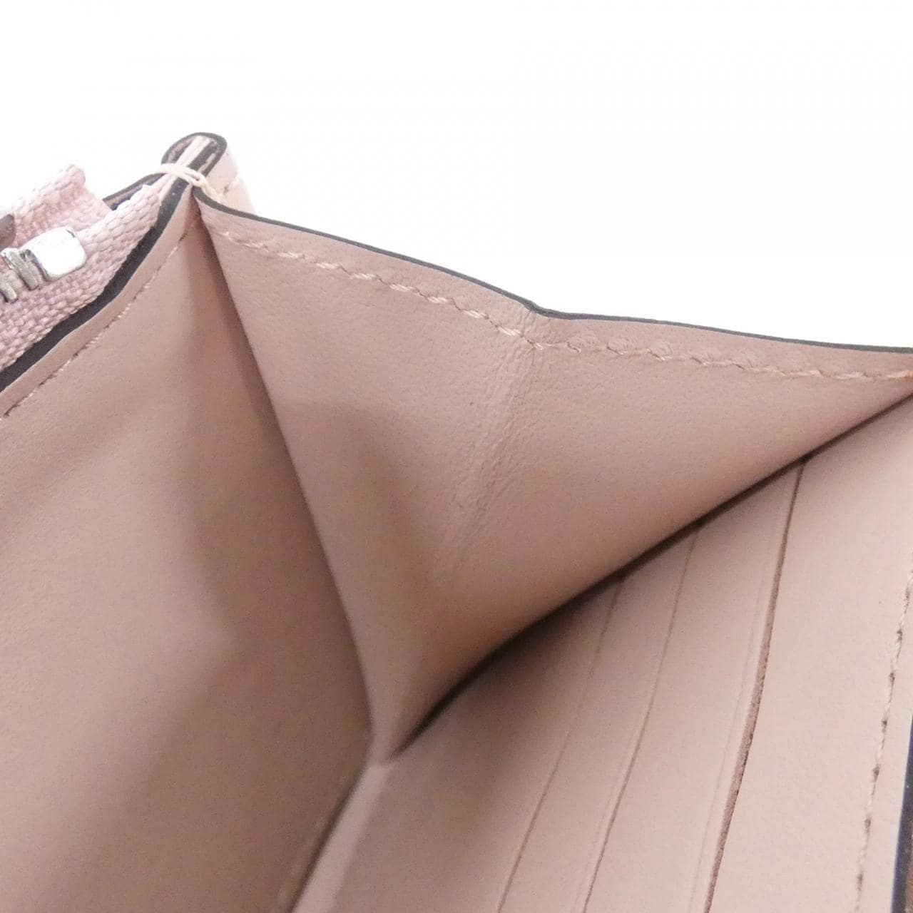 ルイヴィトン マヒナ ポルトフォイユ イリス M60145 財布