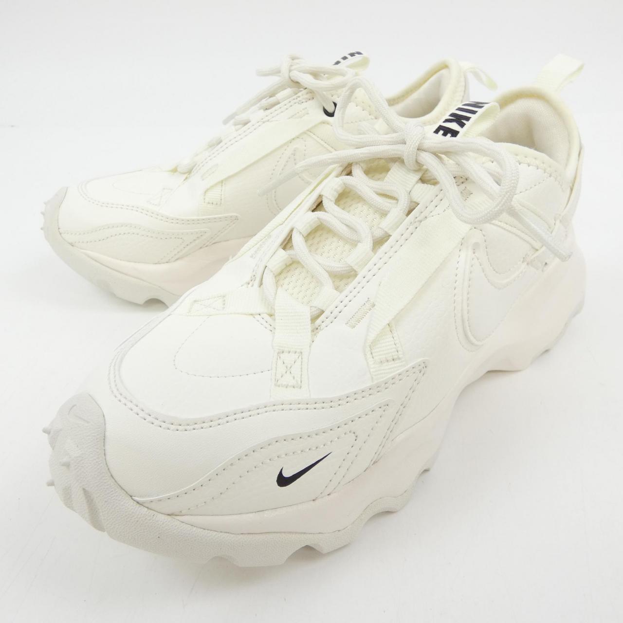 ナイキ NIKE DD9682-100 スニーカー