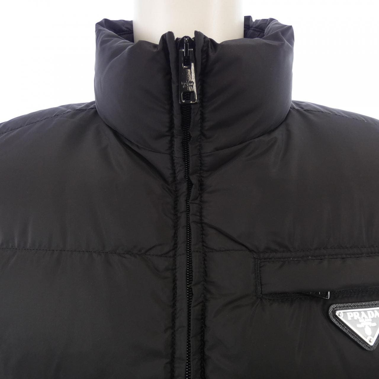 Prada SG033 S191 1WQ9 Down Vest