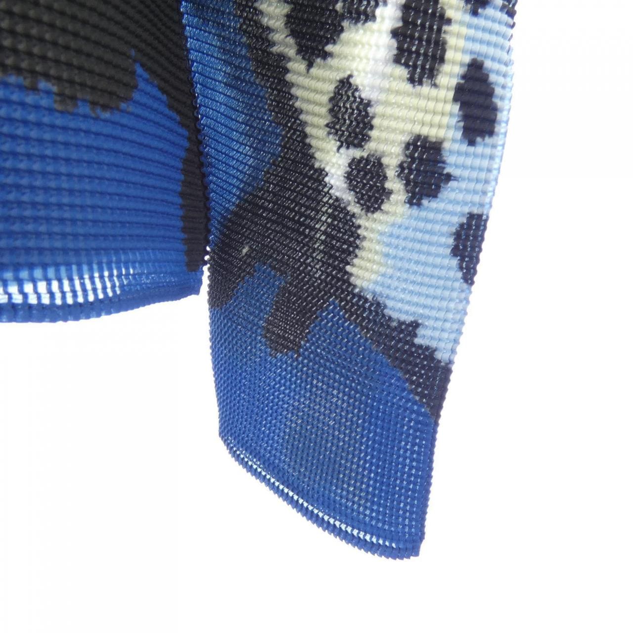 ミーイッセイミヤケ me ISSEY MIYAKE M193FJ721 トップス