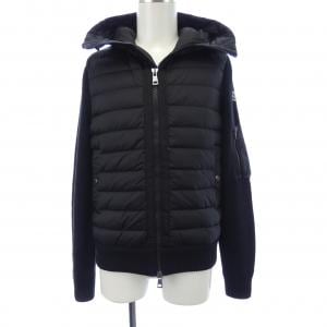 モンクレール MONCLER ダウンジャケット