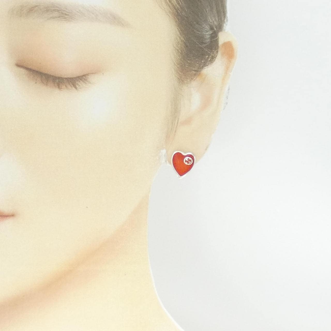 Gucci interlocking G heart earrings