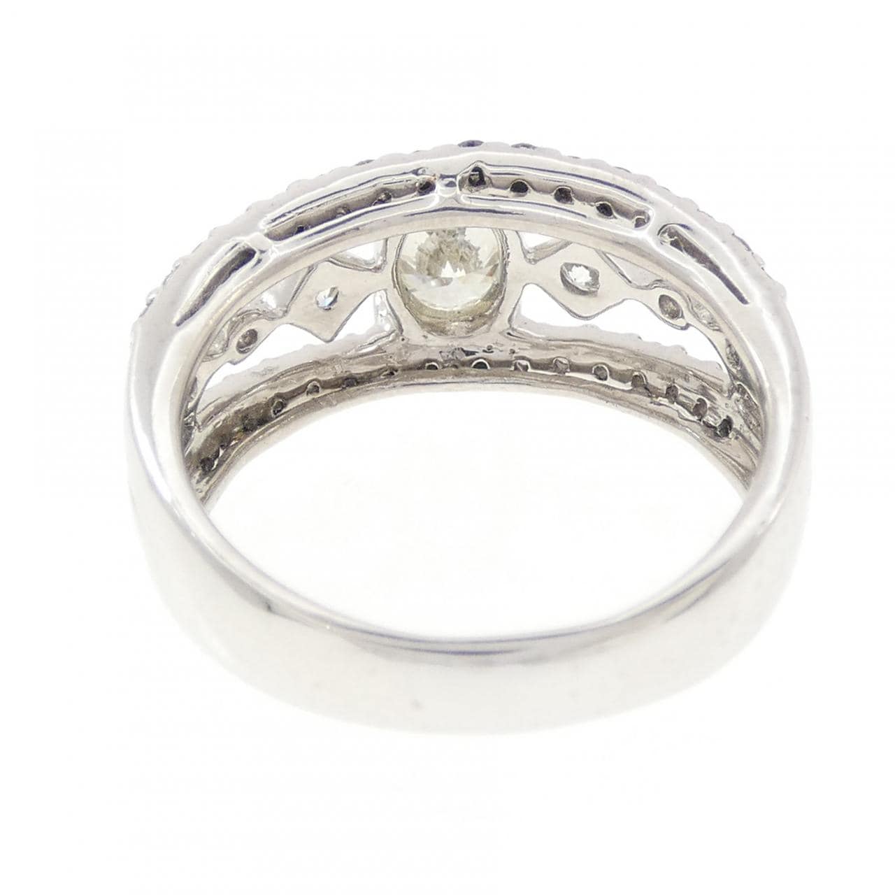 PT900 ダイヤモンド リング 0.707CT