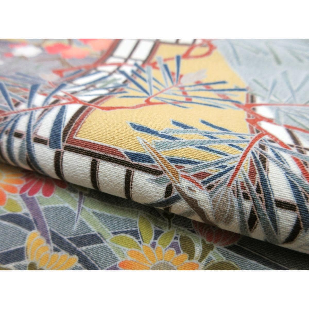 色留袖　友禅加工ボカシ染　下り藤