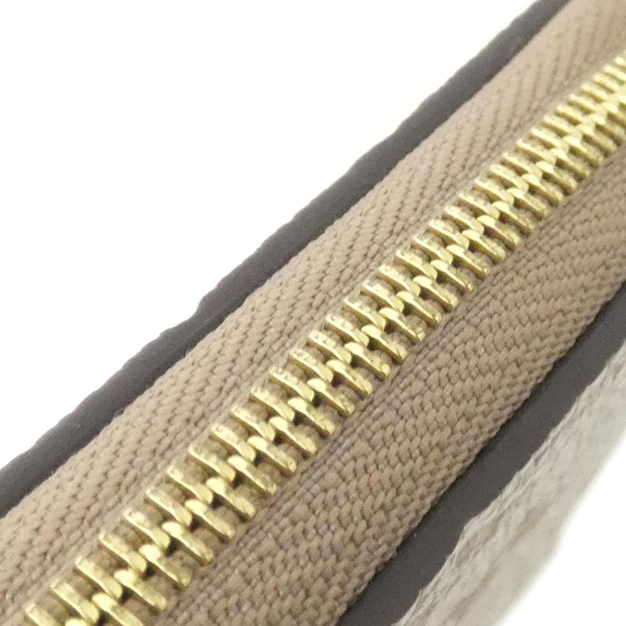 ルイヴィトン モノグラム アンプラント ジッピー コインパース M68696 コインケース