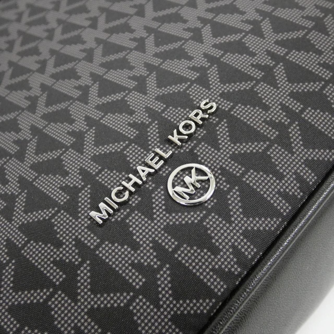 【新品】マイケルマイケルコース JET SET CHARM 32F2ST9C9C ショルダーバッグ