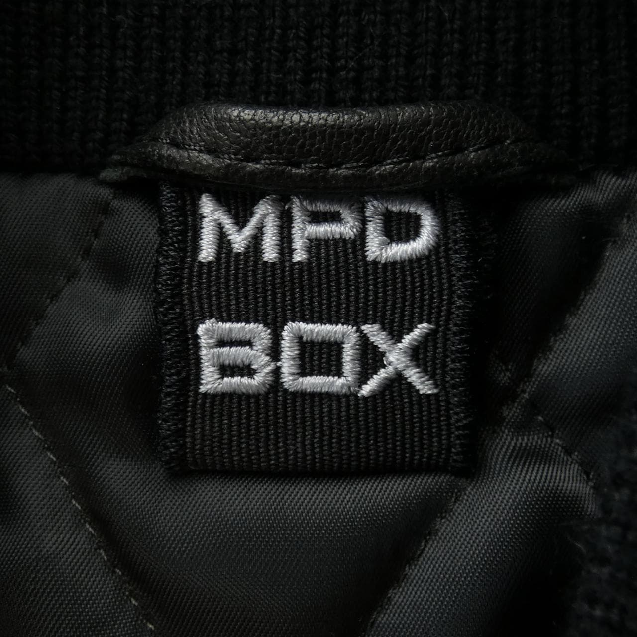 MPD BOX スタジャン