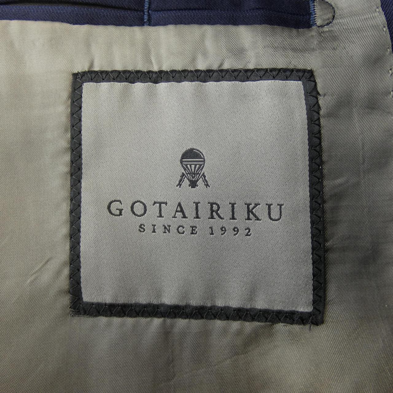 GOTAIRIKU suit