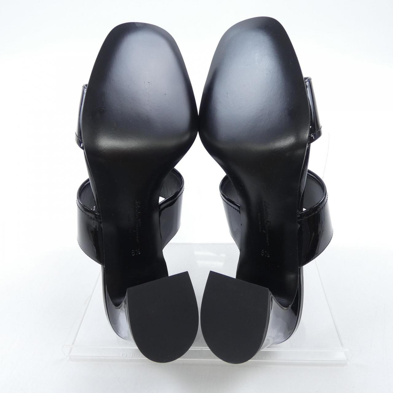 サルヴァトーレフェラガモ SALVATORE FERRAGAMO TOT55 サンダル