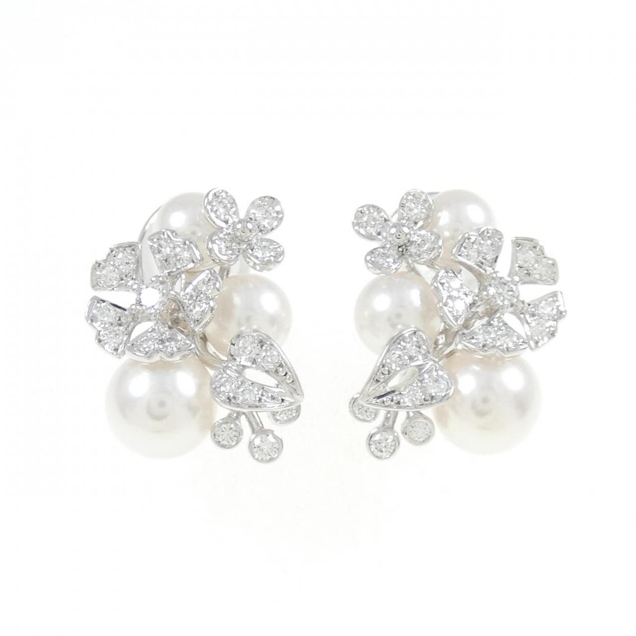 MIKIMOTO Akoya Pearl Earrings