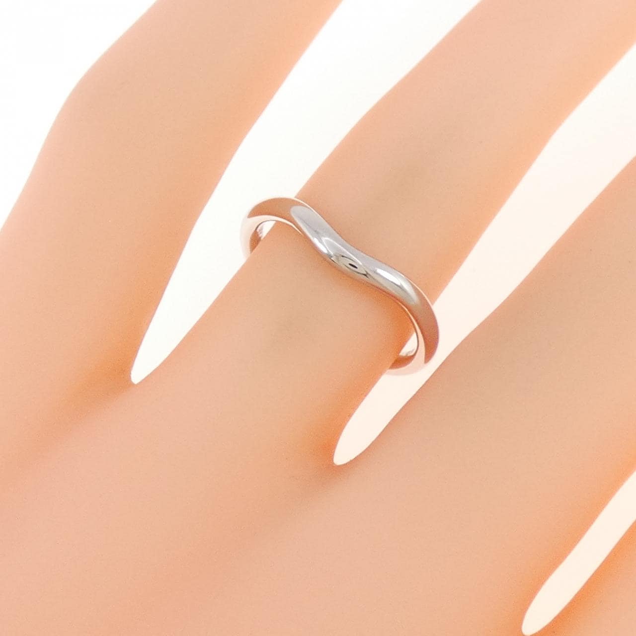 ティファニー カーブド リング