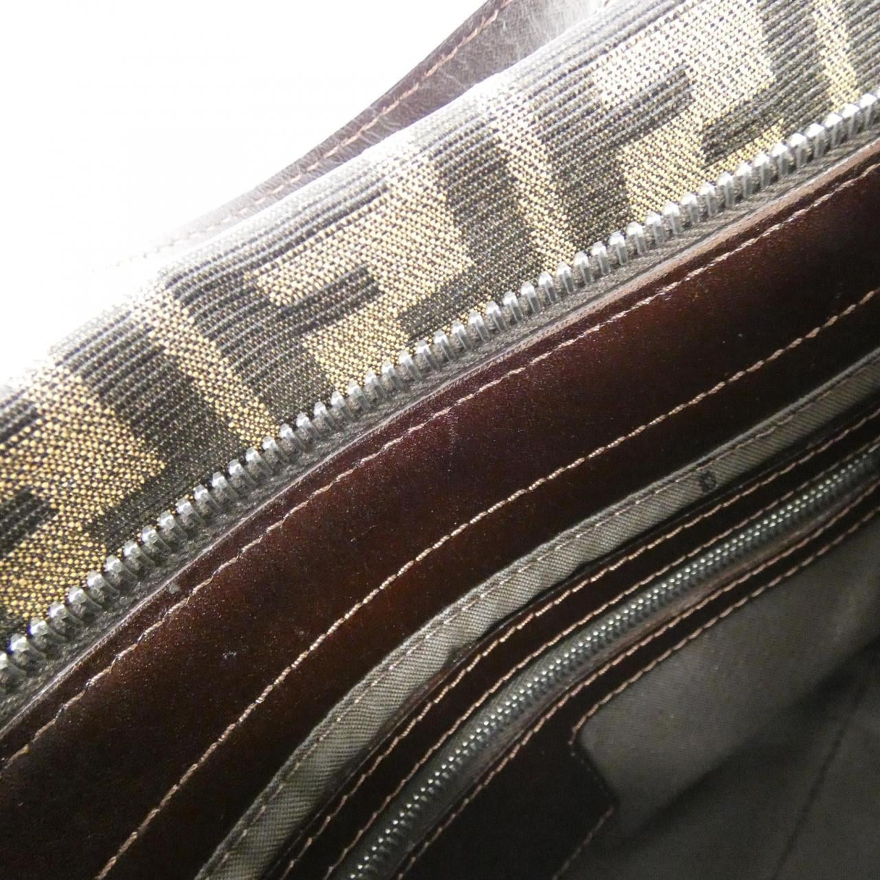 [vintage] FENDI 26566 单肩包