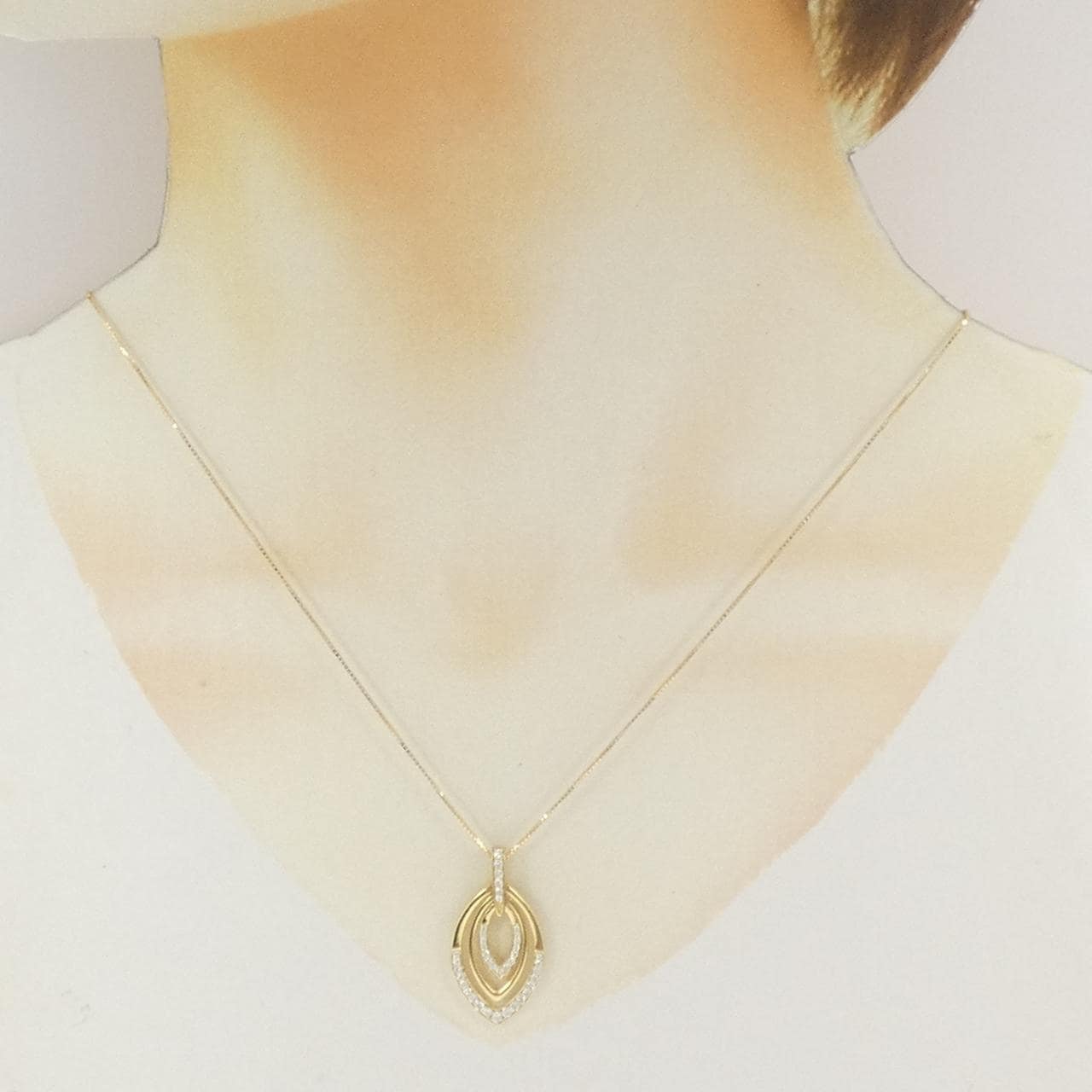 ジーエスティービー ダイヤモンド ネックレス 0.30CT