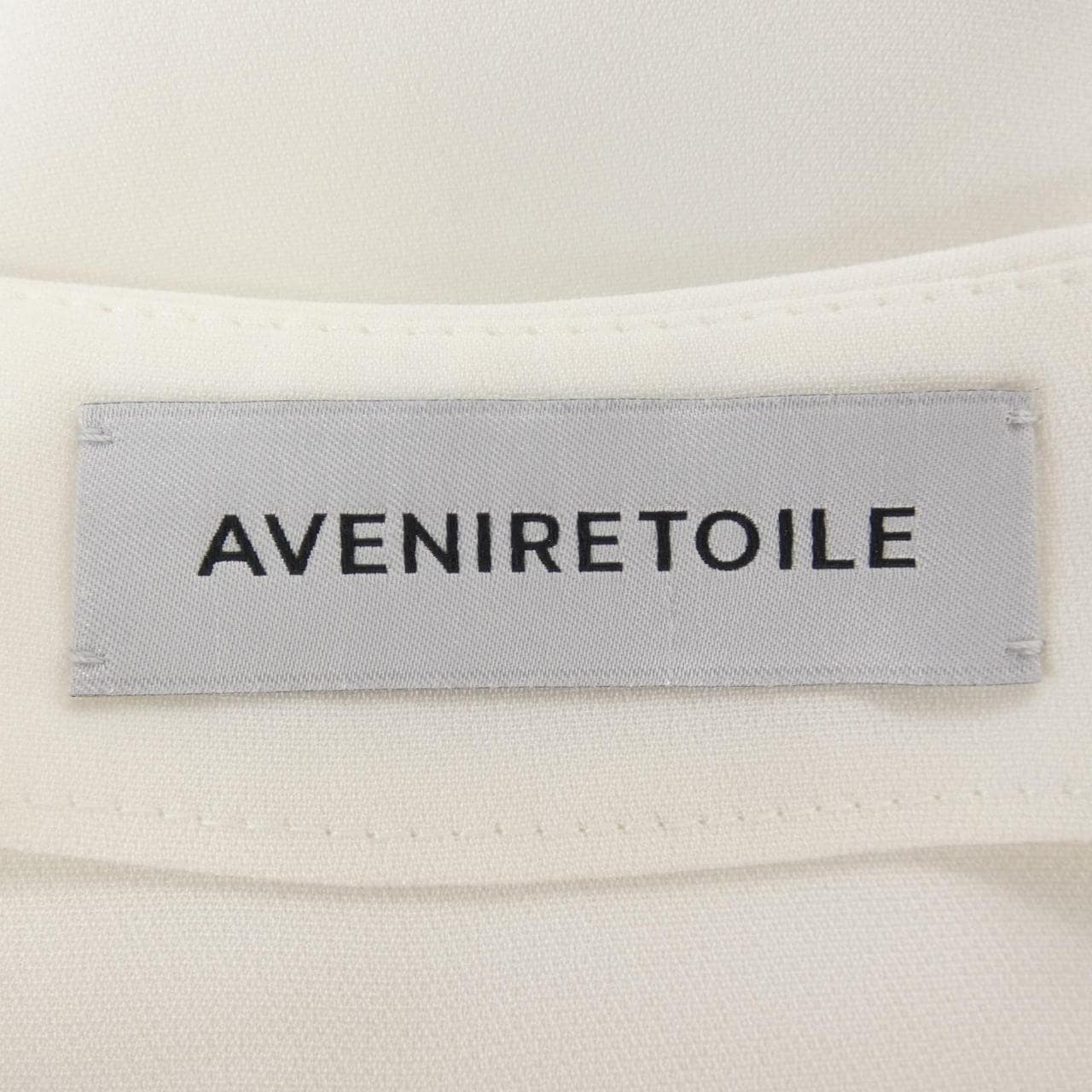 アベニールエトワール Aveniretoile トップス