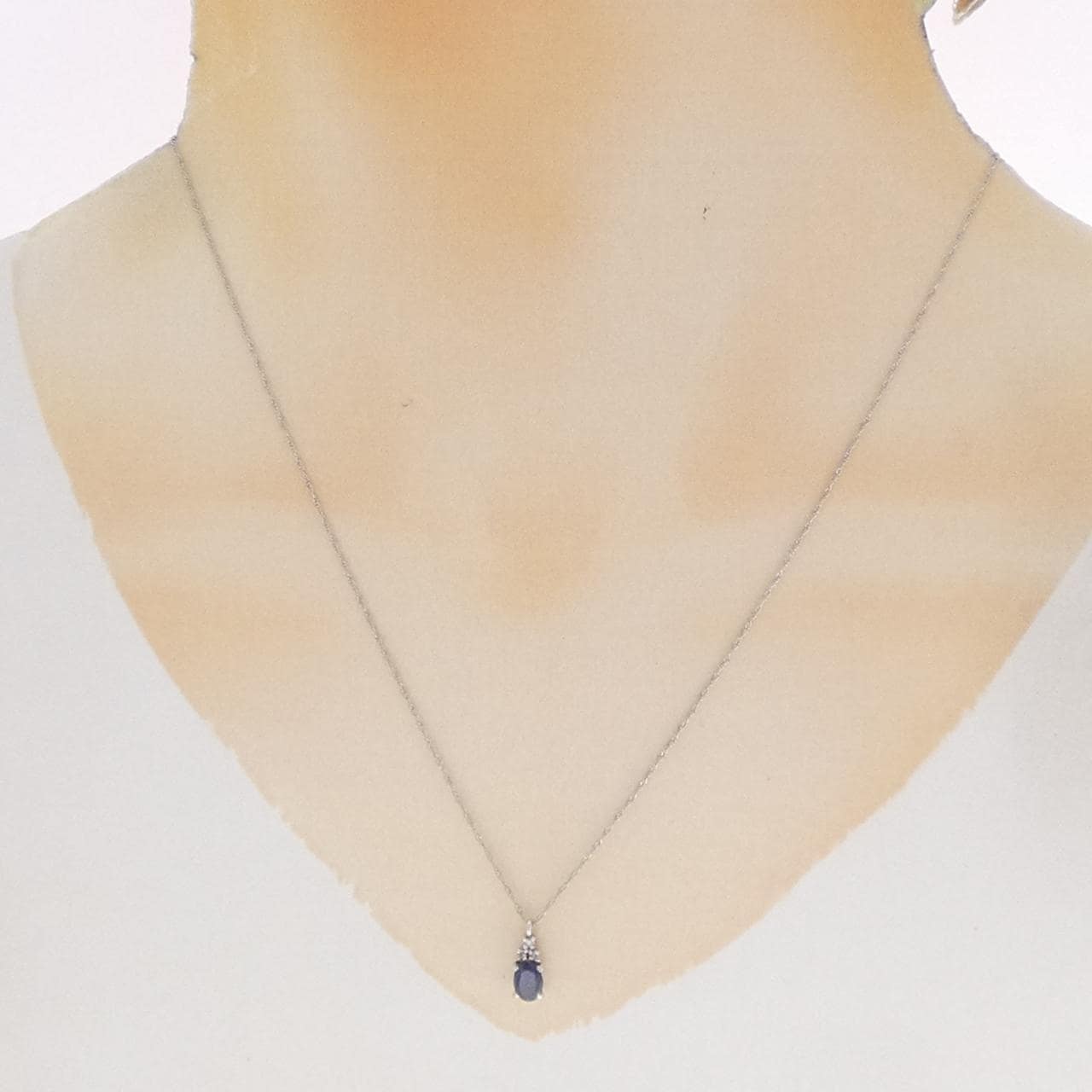 K18WG サファイヤ ネックレス 0.5CT