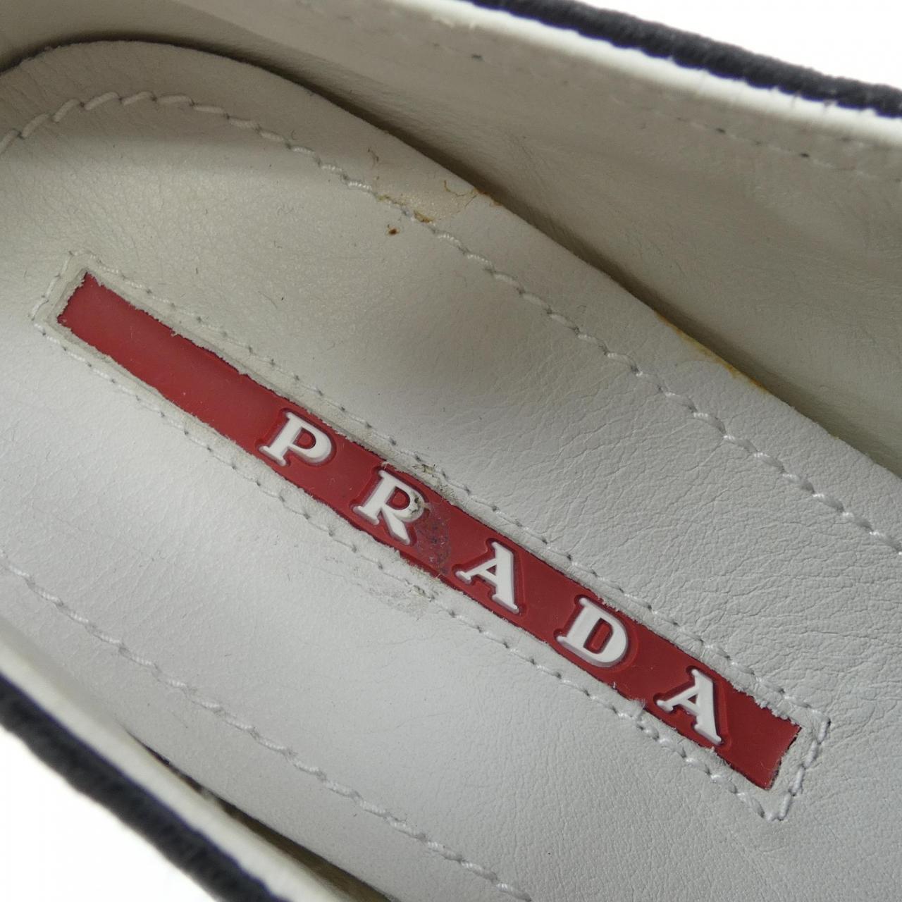 プラダ PRADA スニーカー