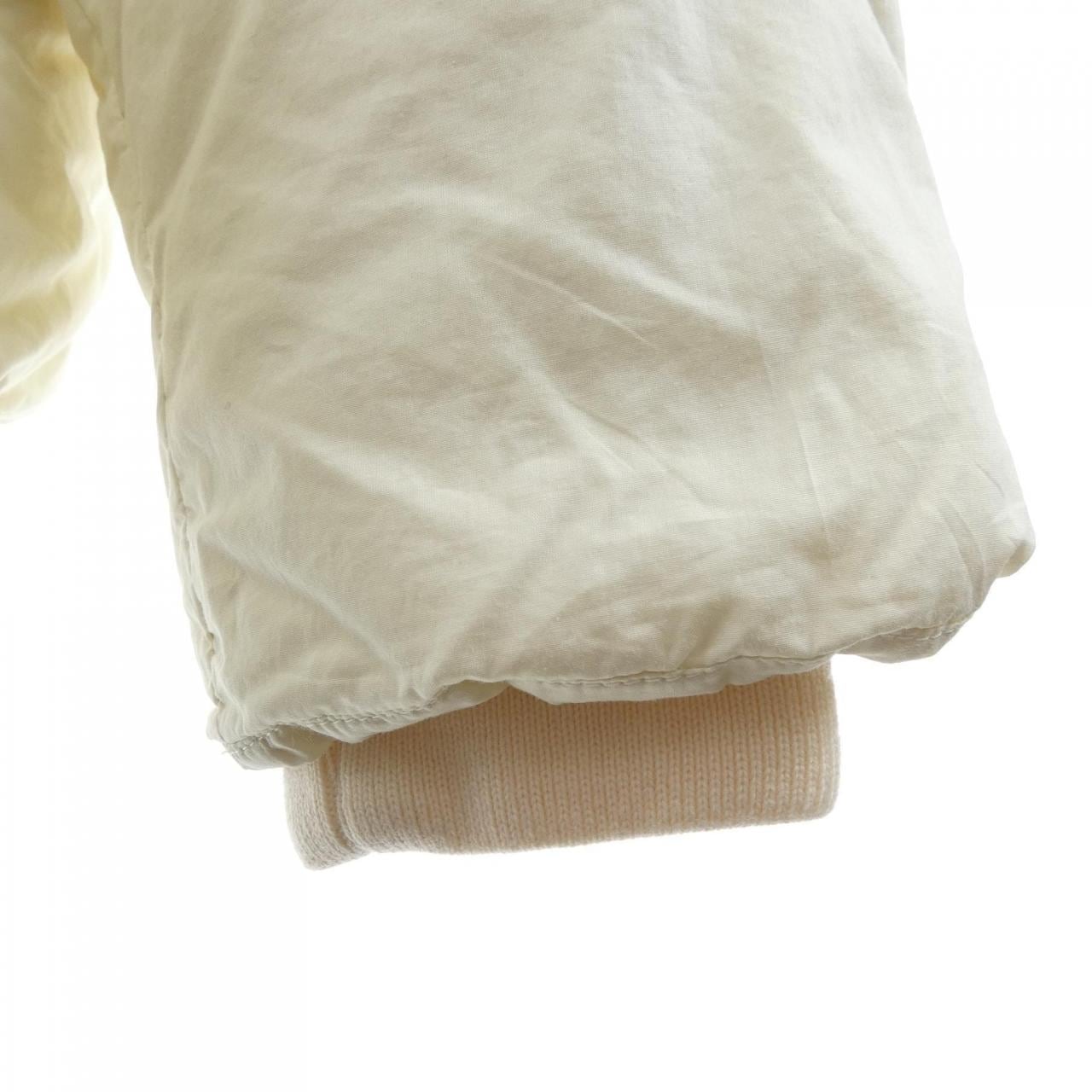 モンクレール MONCLER ダウンジャケット