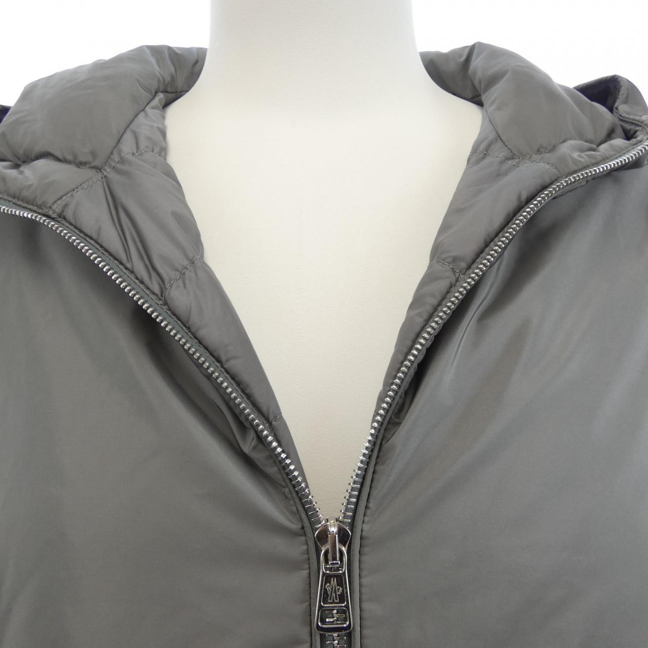 モンクレール MONCLER POILIOT ダウンジャケット