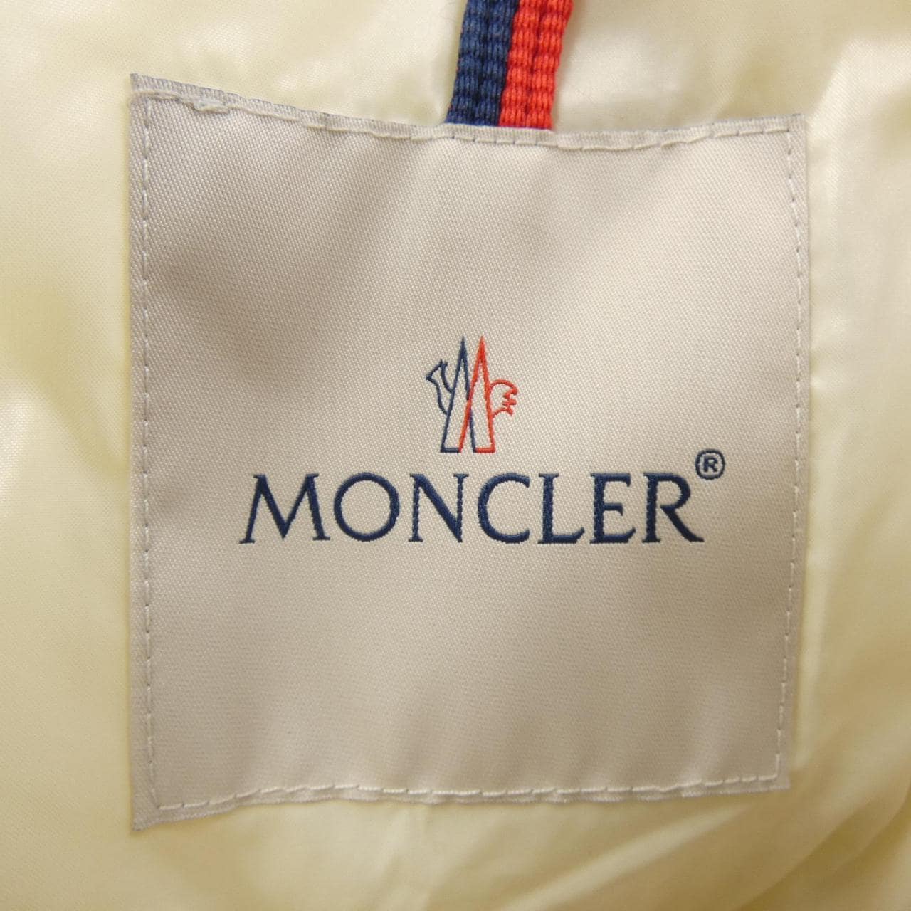 MONCLER蒙克勒羽绒服