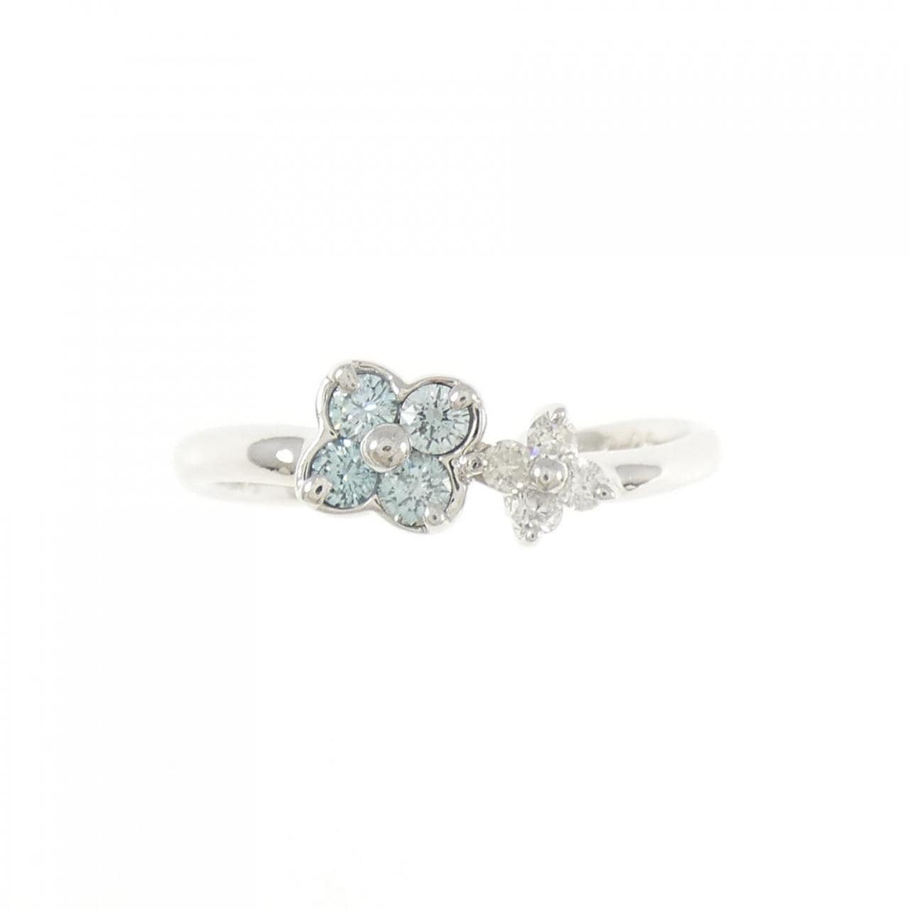 K18WG flower Diamond ring 0.13CT