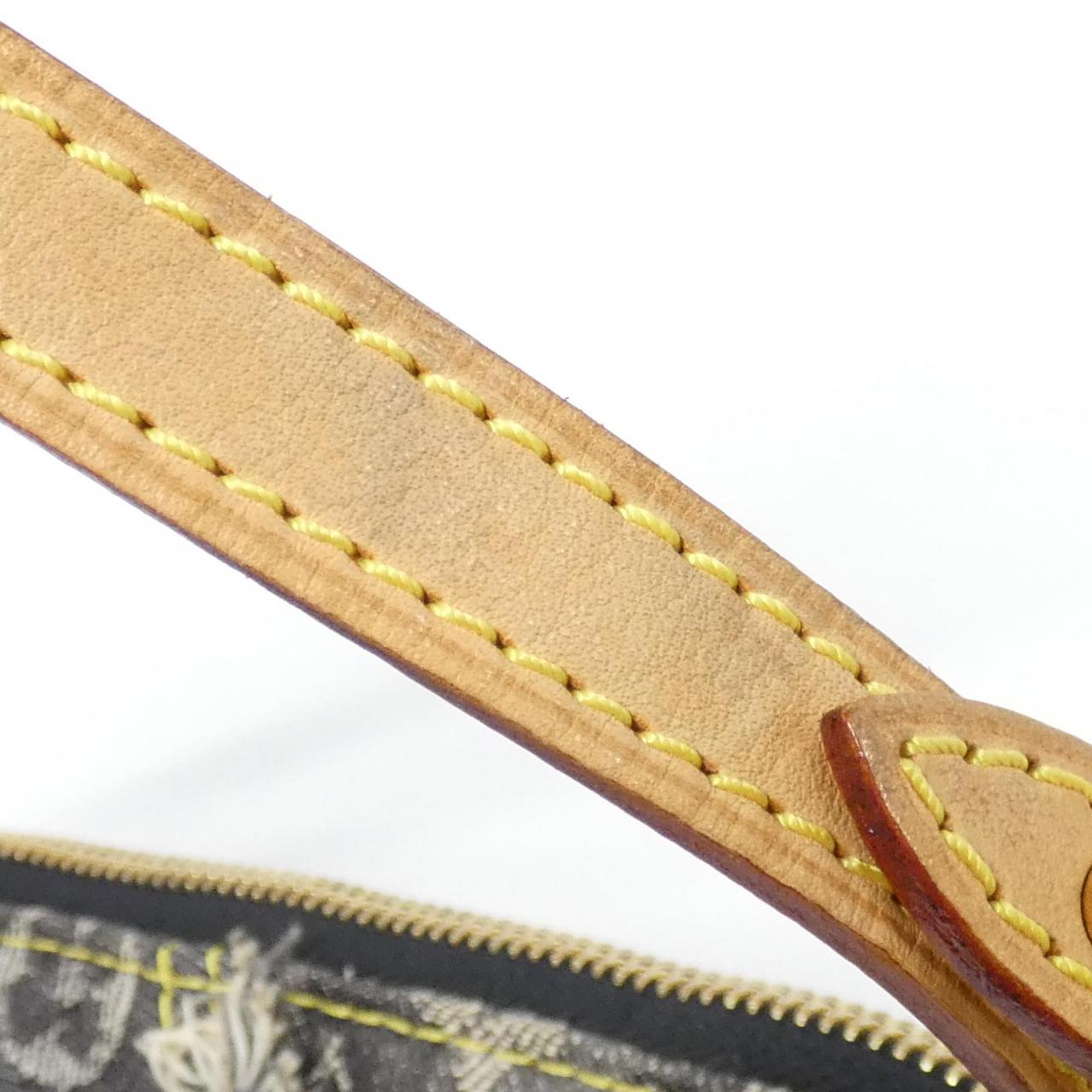 ルイヴィトン モノグラム デニム パッチワーク パウチィ M95383 ショルダーバッグ