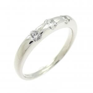 PT900 スリーストーン ダイヤモンド リング 0.32CT