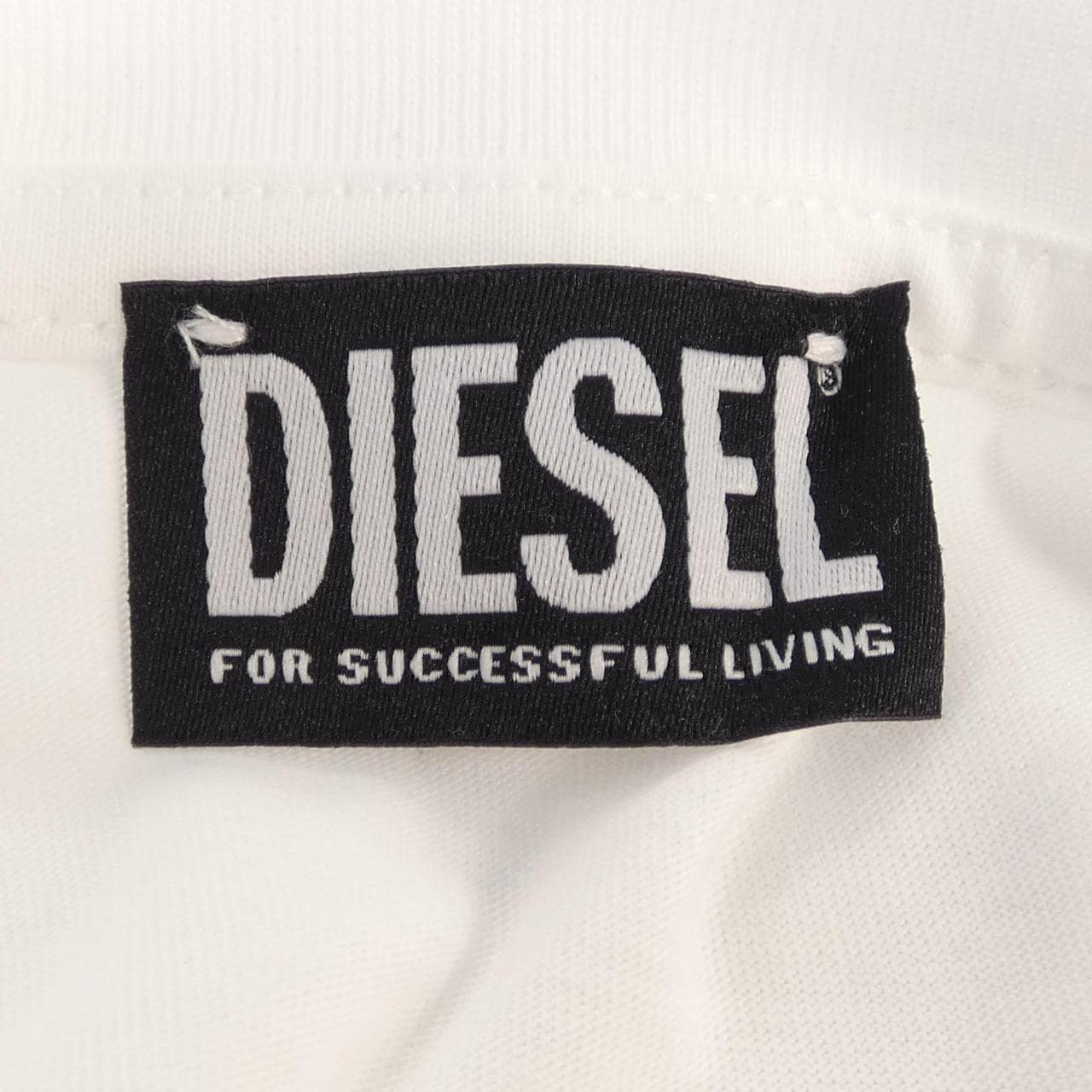 ディーゼル DIESEL A15461 RHERA Tシャツ