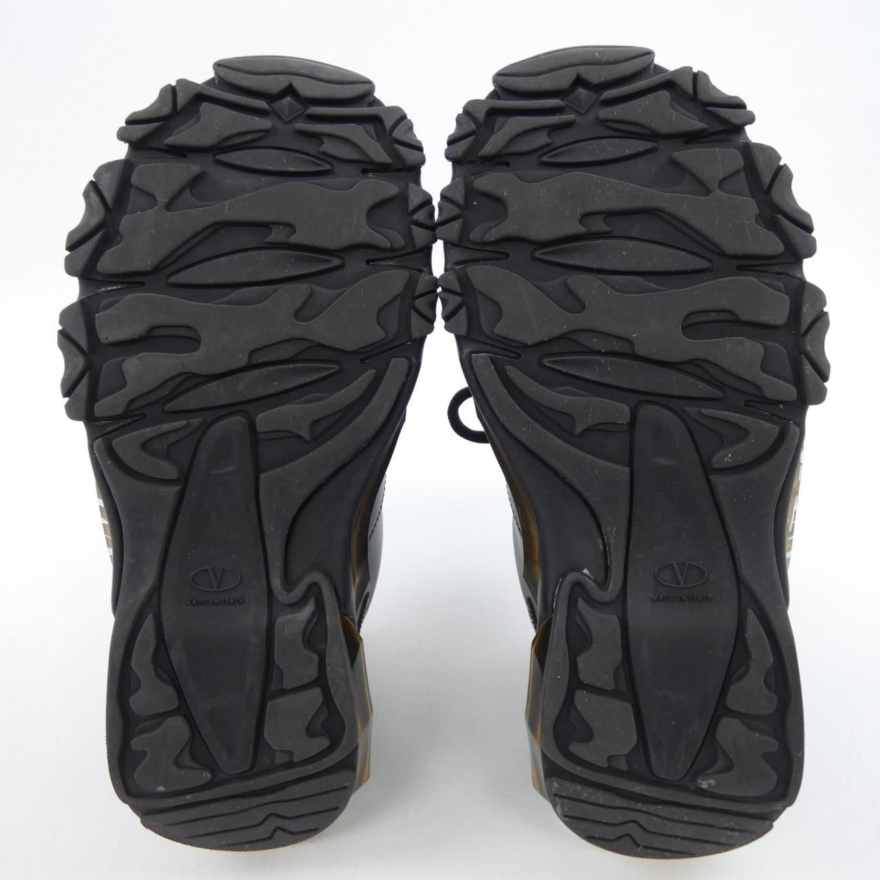 ヴァレンティノガラヴァーニ VALENTINO GARAVANI TY0S0B05 シューズ