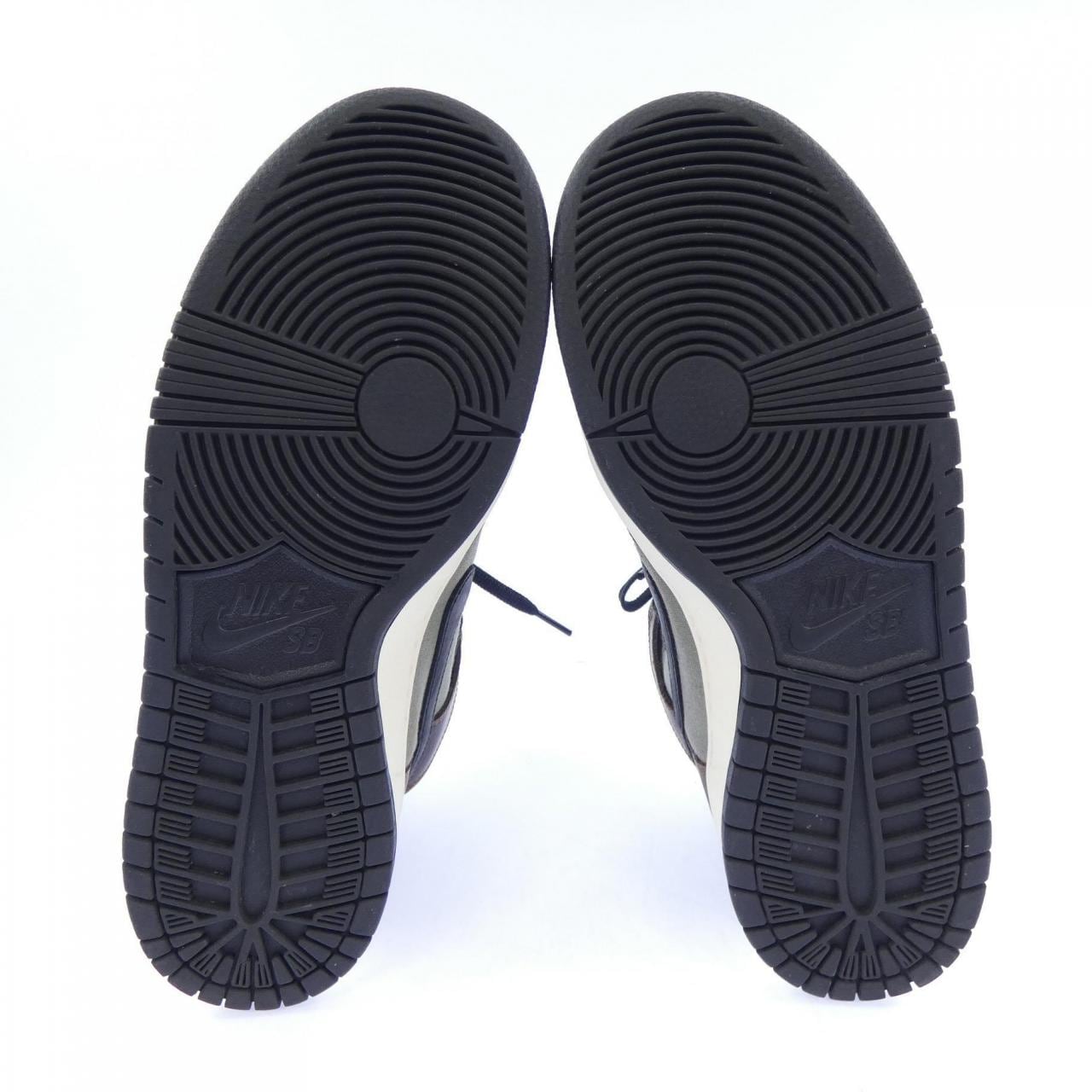 ナイキ NIKE BQ6826-201 スニーカー