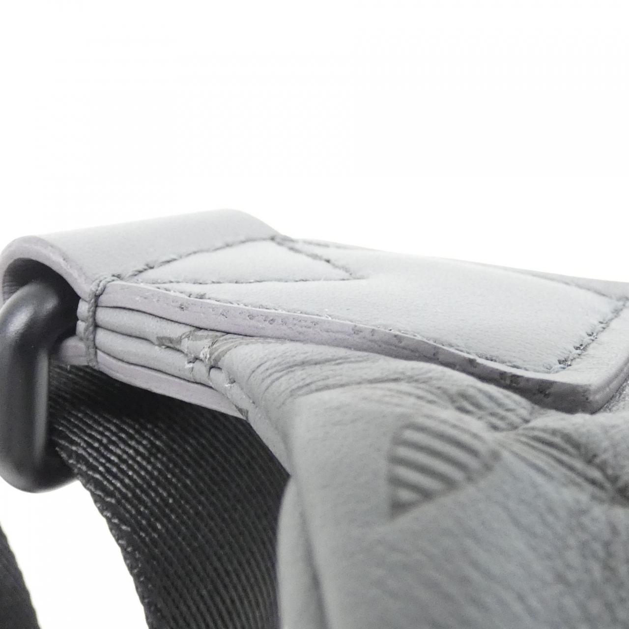 ルイヴィトン モノグラム シャドウ ディスカバリー バムバッグ PM M46108 ショルダーバッグ