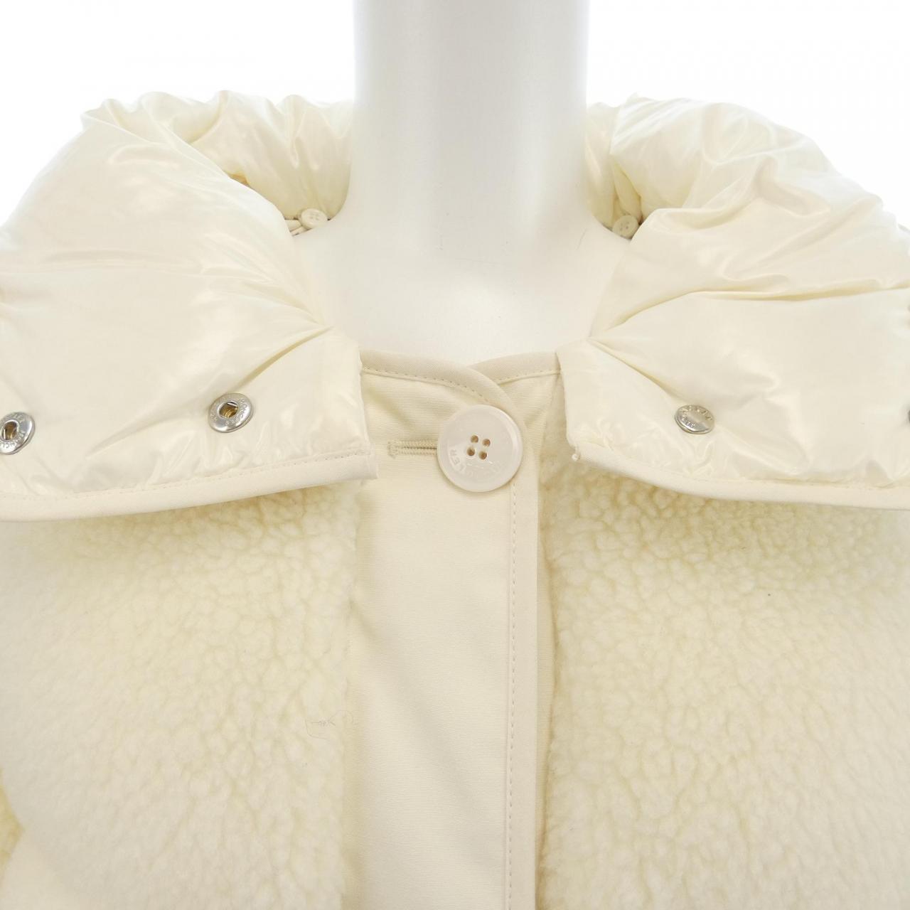 モンクレール MONCLER ダウンコート