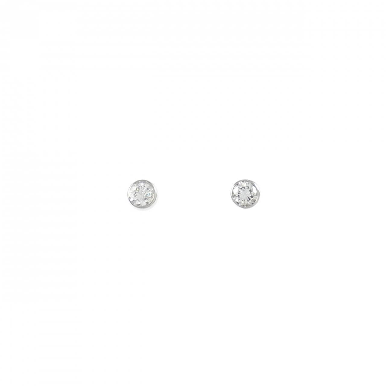 PT900 ダイヤモンド ピアス 0.06CT