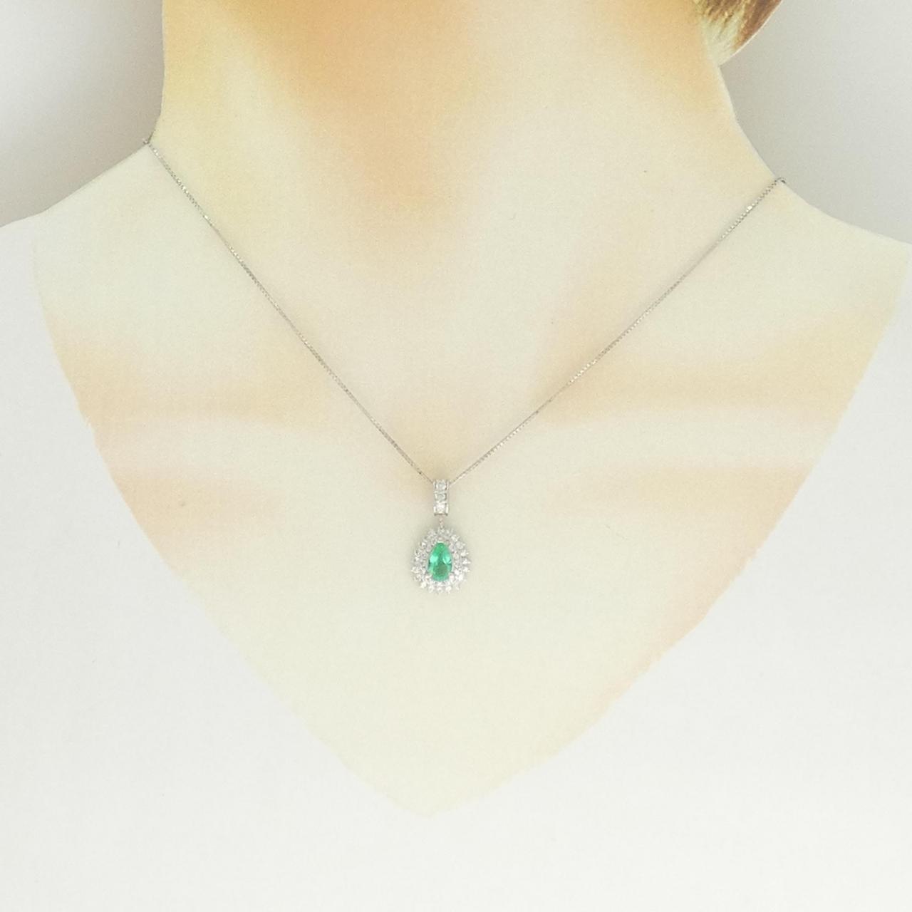 PT900/PT850 エメラルド ネックレス 0.52CT