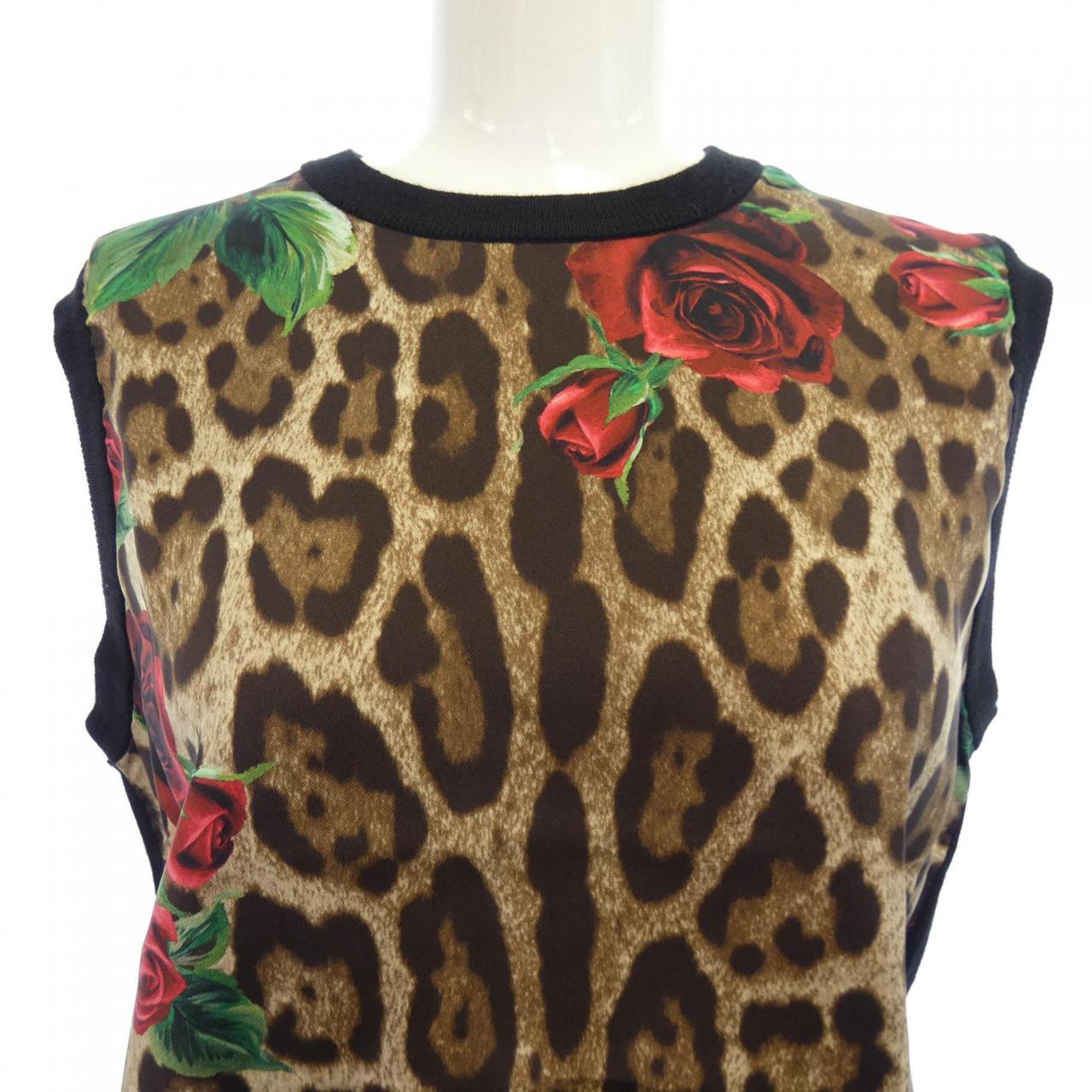 ドルチェアンドガッバーナ DOLCE&GABBANA トップス