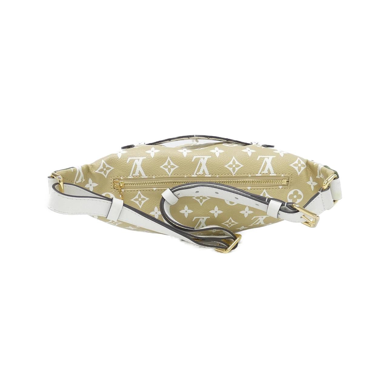 ルイヴィトン モノグラム ジャイアント バムバッグ M44611 ショルダーバッグ