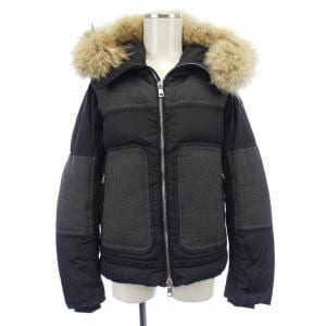 モンクレール MONCLER ダウンジャケット