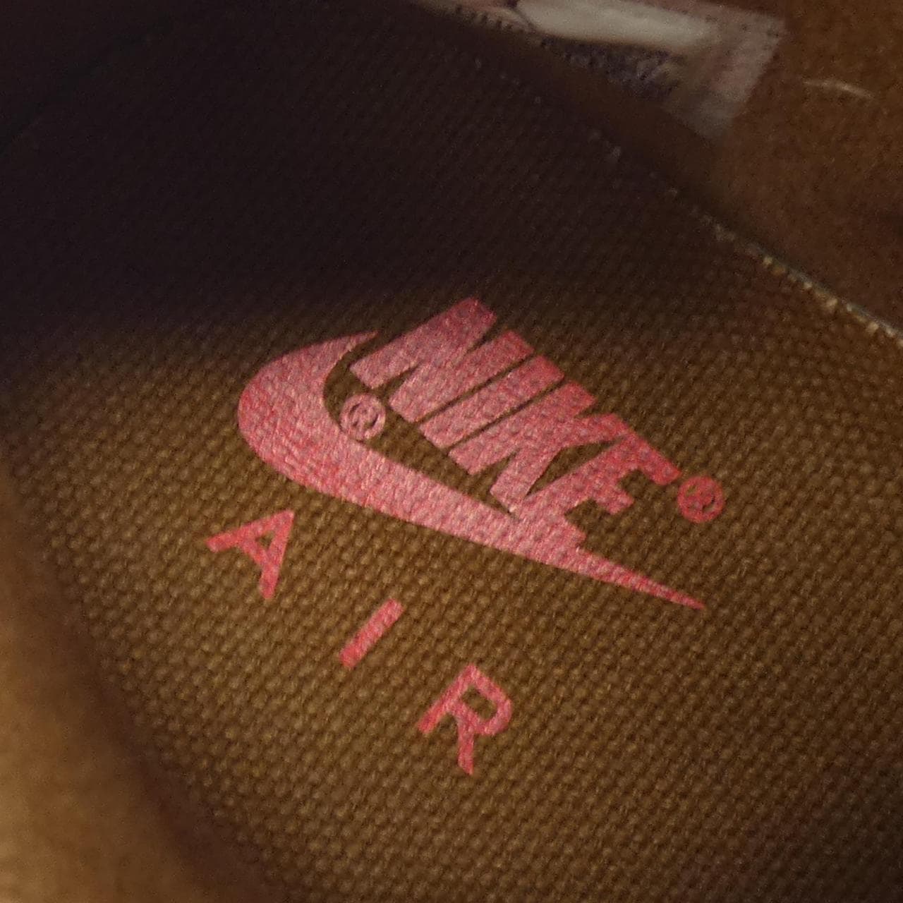 ナイキ ジョーダン NIKE JORDAN DH0690-200 TRAVIS SCOTT スニーカー