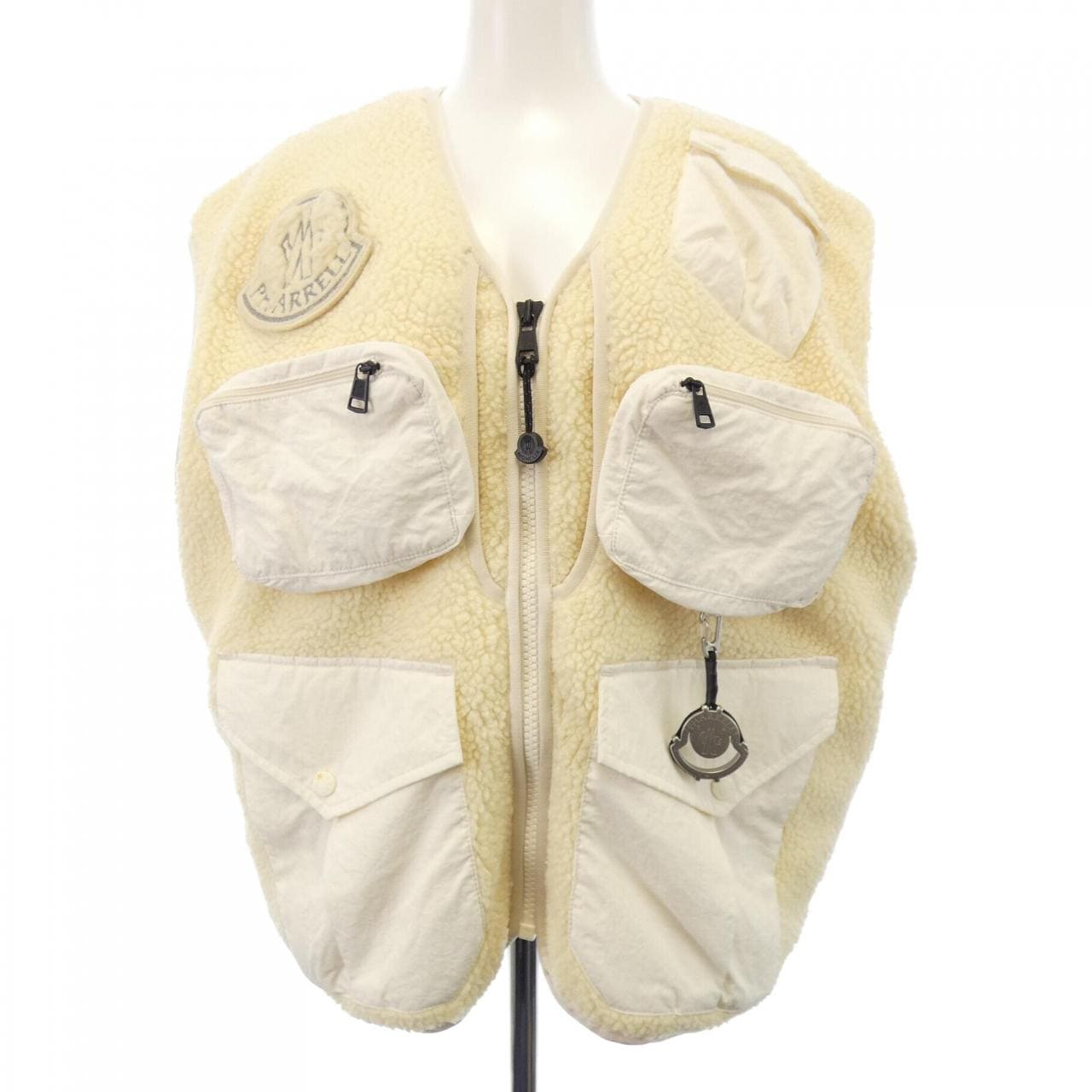 モンクレール ジーニアス MONCLER GENIUS Pharrell Williams　2WAY 209R8G00001 ダウンジャケット