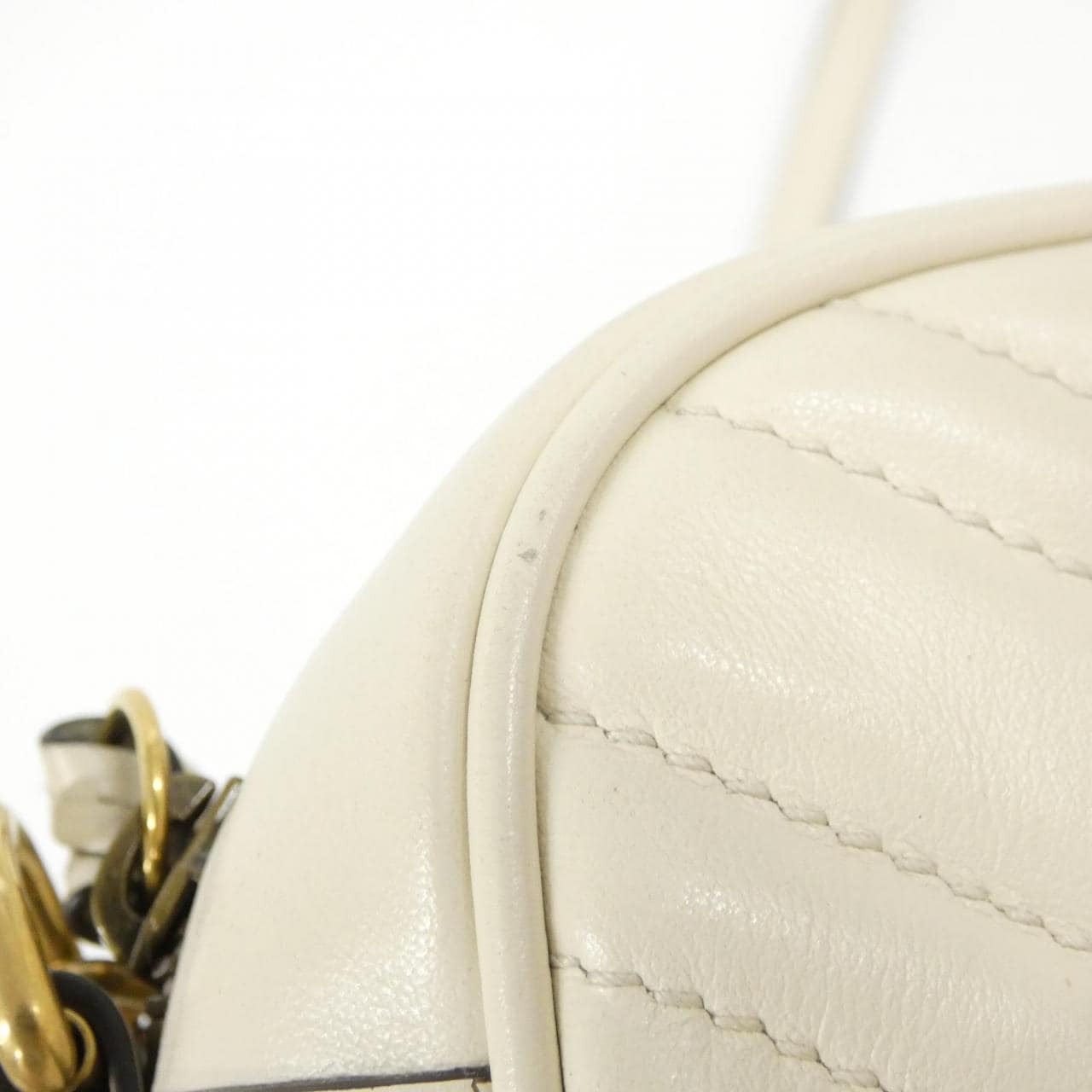 グッチ GG MARMONT 447632 DTD1T ショルダーバッグ