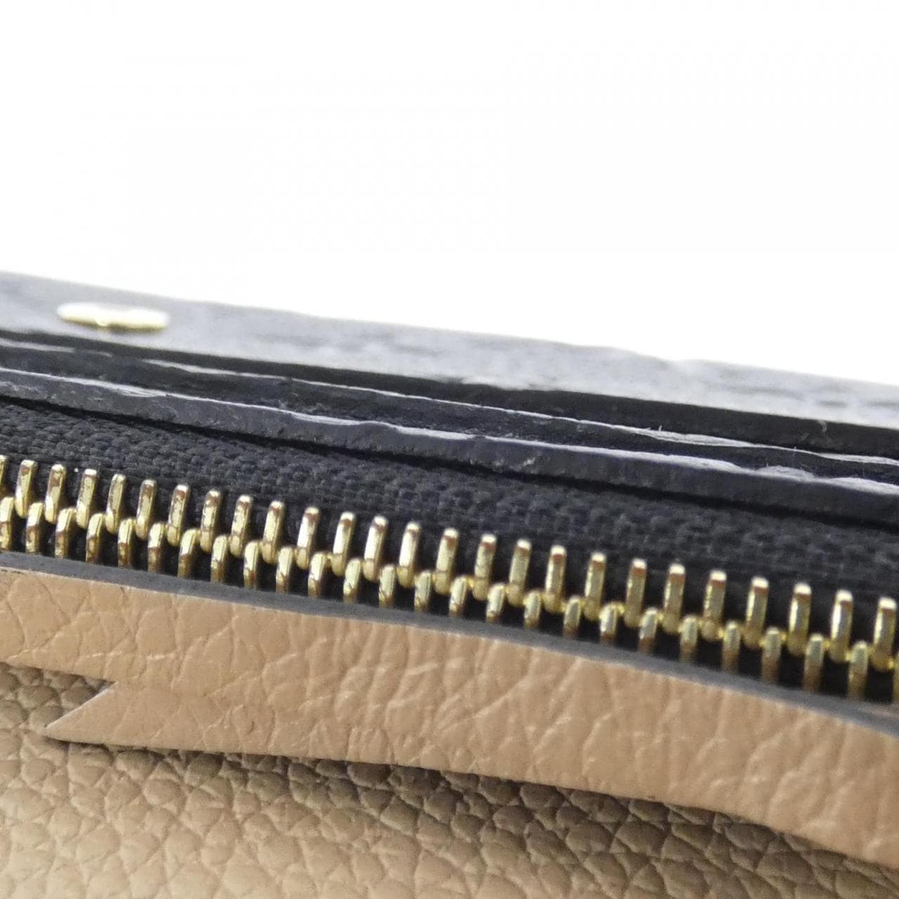 ルイヴィトン モノグラム アンプラント ポルトフォイユ エミリー M62369 財布